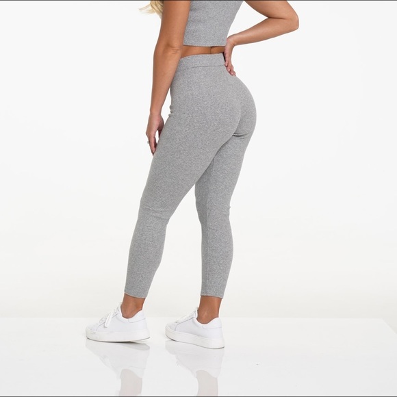 NVGTN Lazy Day Lounge Set NWOT - Picture 4 of 7